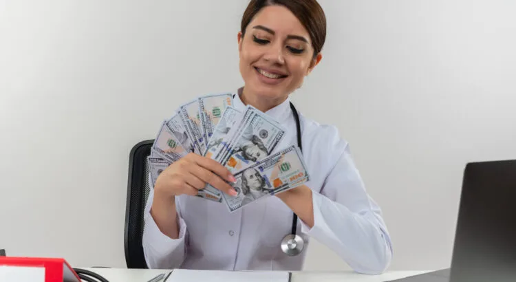 5+ Gaji Dokter Umum di Rumah Sakit Seluruh Indonesia